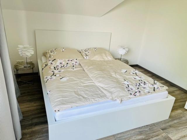 Apartment 160Qm 5 Schlafzimmer 1 Wohnzimmer Terrasse Und Balkon Wilhelmshaven Ngoại thất bức ảnh