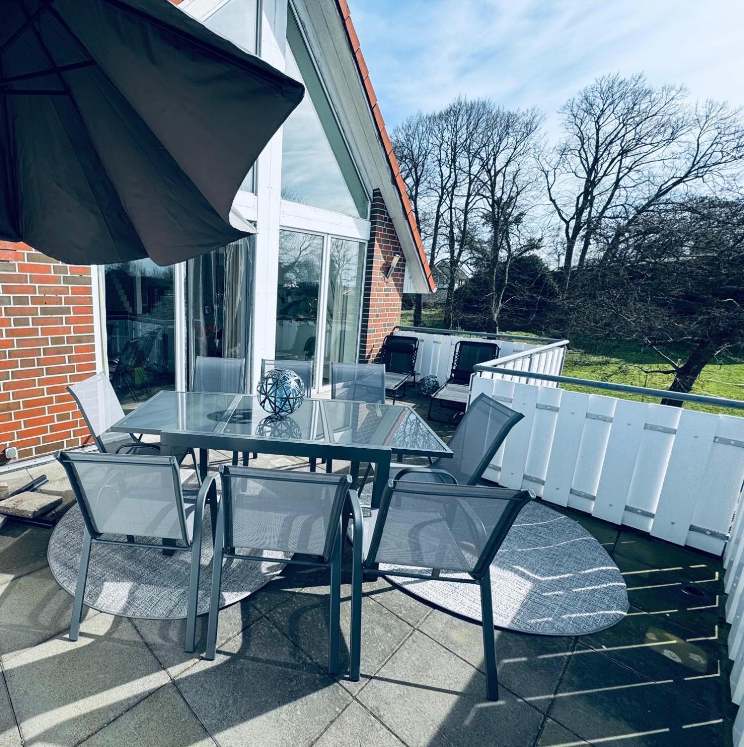 Apartment 160Qm 5 Schlafzimmer 1 Wohnzimmer Terrasse Und Balkon Wilhelmshaven Ngoại thất bức ảnh